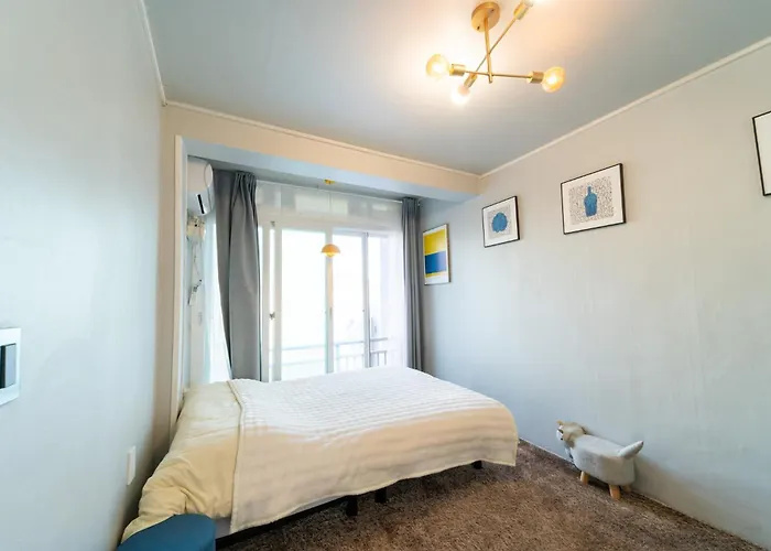 Casa Mira - Songdo Oceanfront House With Garden * Busan